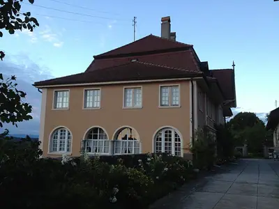 스위스 보 주 발브루아의 Château de Marnand