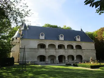 Château de Dampierre-sur-Boutonne의 정면